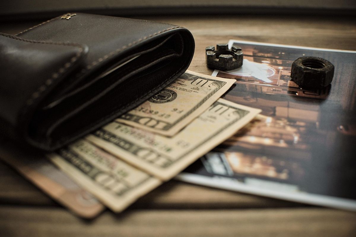 wallet-5187619_1280